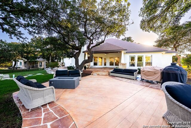 Listing photo id 43 for 1409 Glenwood Loop
