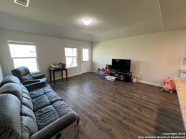 Image 16 of 52 For 317 Denison Dam