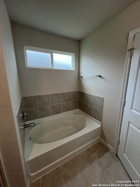 Image 23 of 52 For 317 Denison Dam