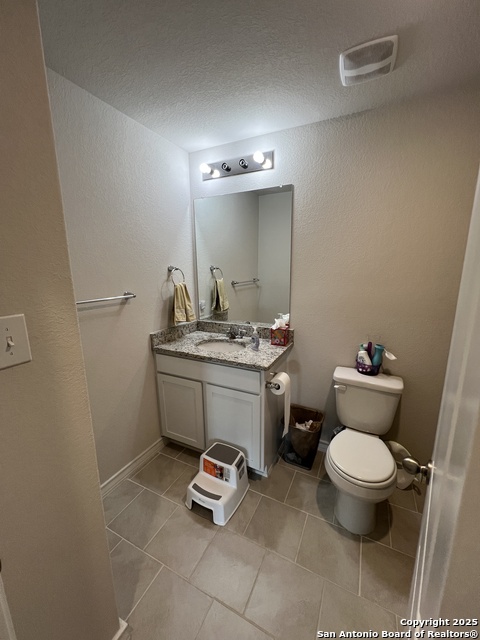 Image 40 of 52 For 317 Denison Dam