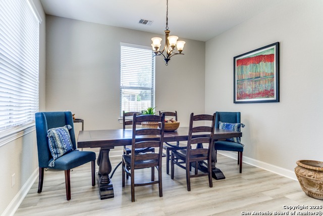 Image 5 of 35 For 7903 Ashfield Way
