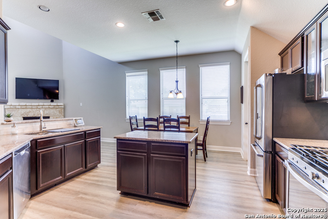 Image 8 of 35 For 7903 Ashfield Way