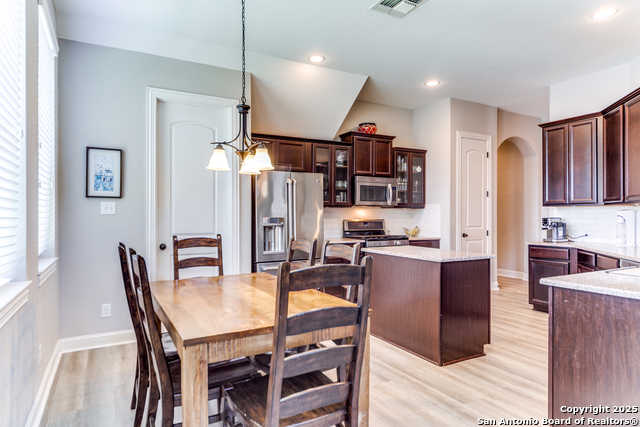 Image 9 of 35 For 7903 Ashfield Way