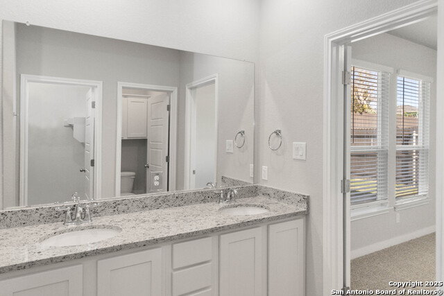 Listing photo id 22 for 445 Cross Barn Blvd
