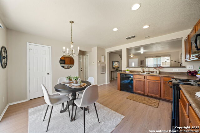 Image 9 of 17 For 6626 Rosewood Crst