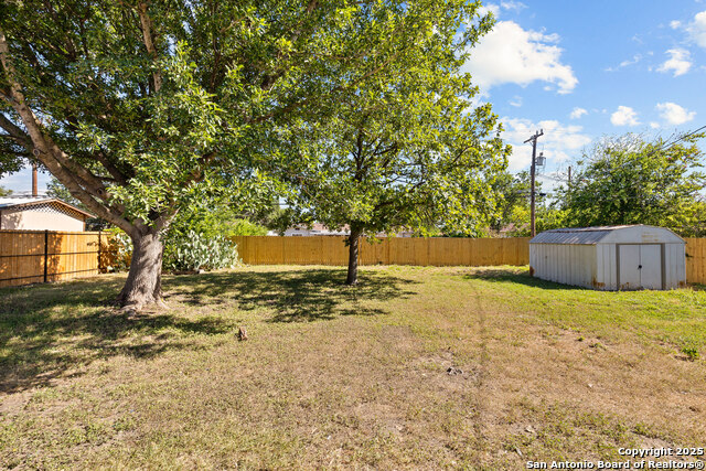 Image 21 of 26 For 2630 Kings Hwy W
