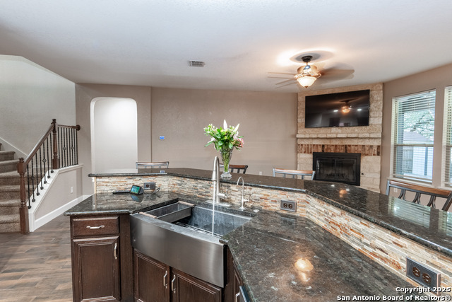 Image 14 of 49 For 13335 Chalk Hl