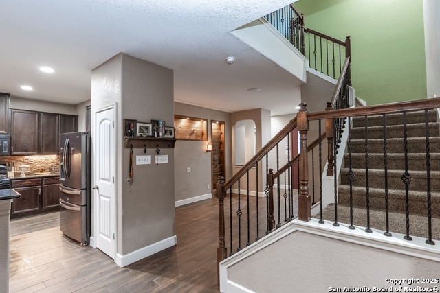 Image 29 of 49 For 13335 Chalk Hl