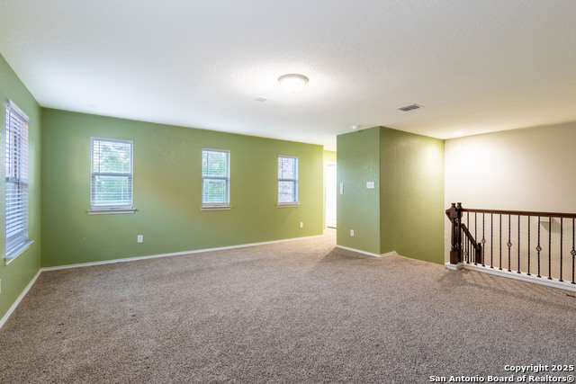 Image 31 of 49 For 13335 Chalk Hl