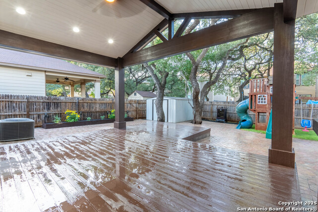 Image 7 of 49 For 13335 Chalk Hl