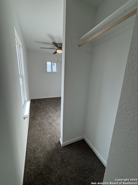 Listing photo id 8 for 3038 Salinas