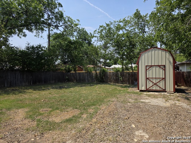 Image 12 of 12 For 629 Westwood