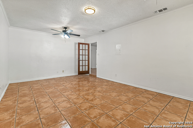 Image 12 of 23 For 5935 Highfield