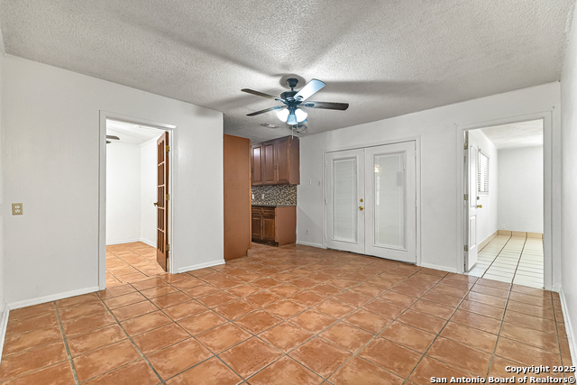Image 7 of 23 For 5935 Highfield