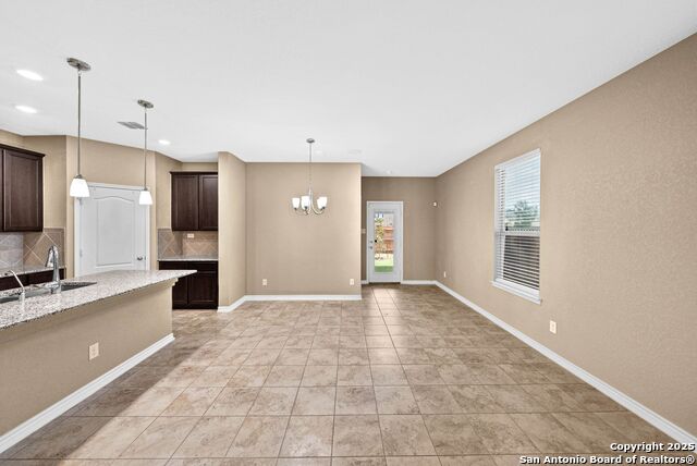 Image 9 of 33 For 3131 Comanche Crossing