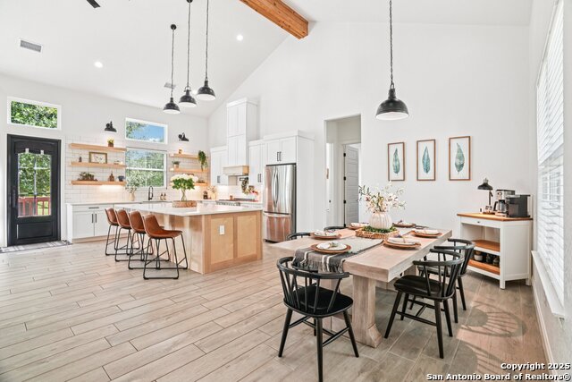 Image 10 of 43 For 11260 Beverly Hills