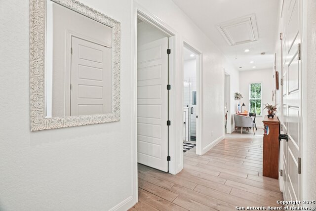 Image 18 of 43 For 11260 Beverly Hills