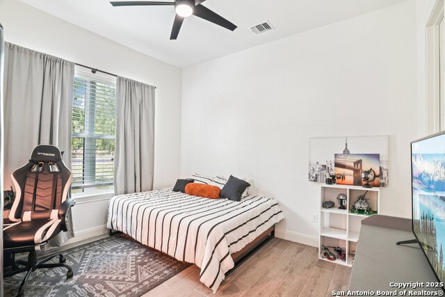 Image 21 of 43 For 11260 Beverly Hills