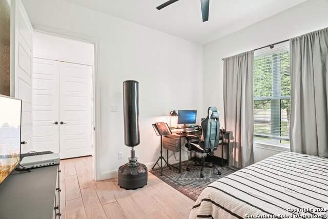 Image 22 of 43 For 11260 Beverly Hills