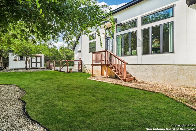 Image 31 of 43 For 11260 Beverly Hills