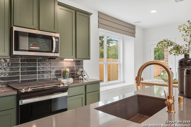 Image 5 of 28 For 6434 Velma Path