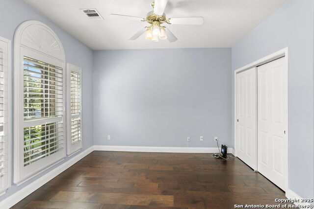 Image 11 of 47 For 26308 Reyglen