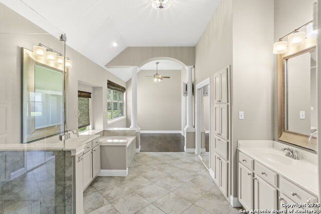 Image 27 of 47 For 26308 Reyglen