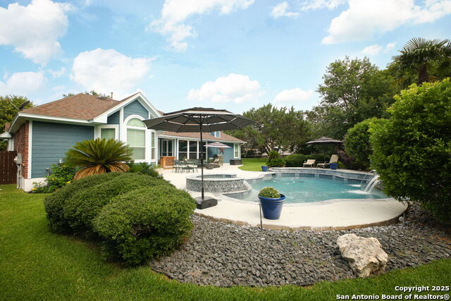 Image 41 of 47 For 26308 Reyglen