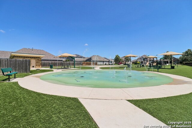 Listing photo id 23 for 10443 De Gonzalo Way
