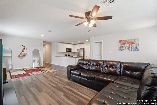 Listing photo id 2 for 10443 De Gonzalo Way