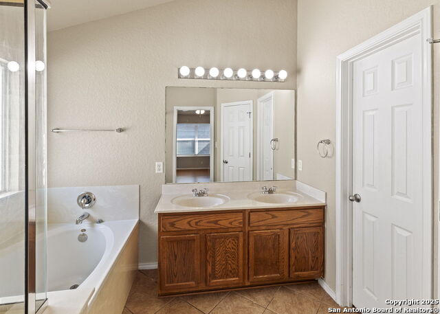 Image 16 of 25 For 7319 Tranquillo Way