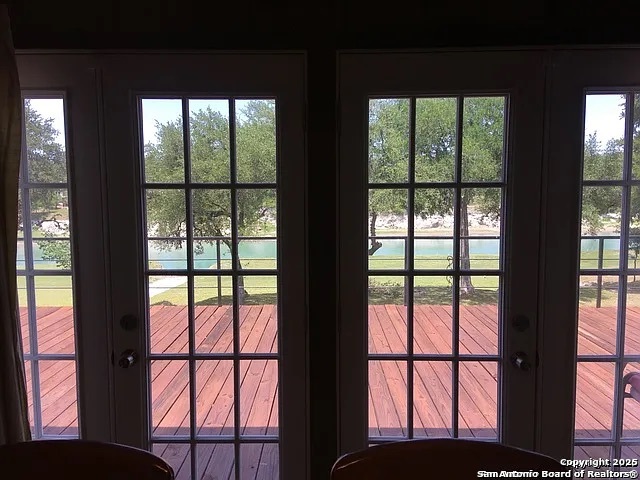 Image 7 of 20 For 1316 Lakeshore Dr