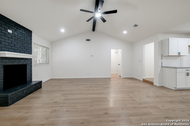 Image 12 of 32 For 7030 Forest Grove