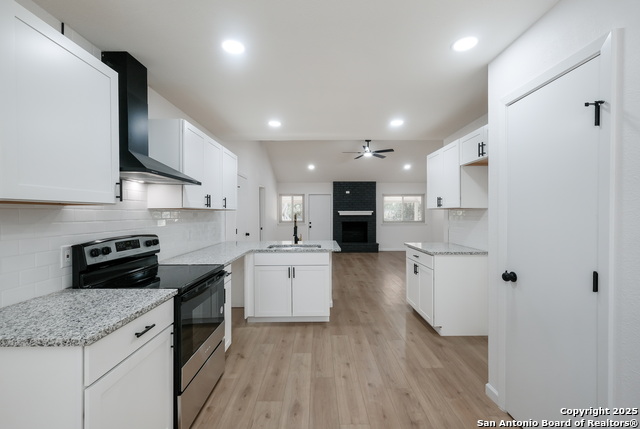 Image 15 of 32 For 7030 Forest Grove
