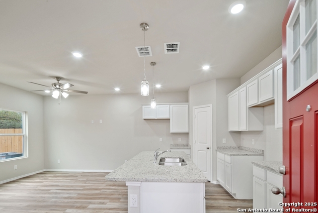 Image 2 of 20 For 8911 Fm 1560 407-408 N