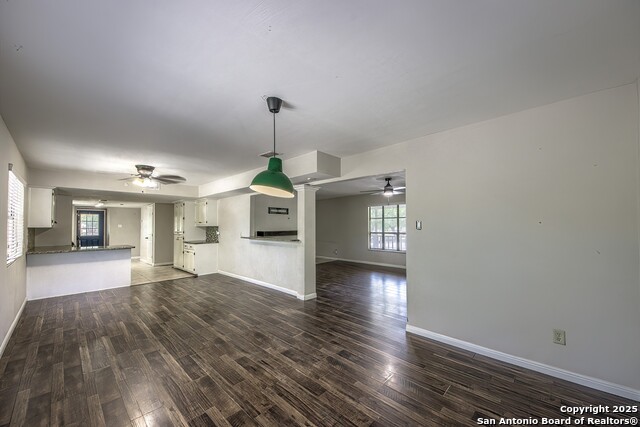 Image 10 of 27 For 324 Hickory Hill