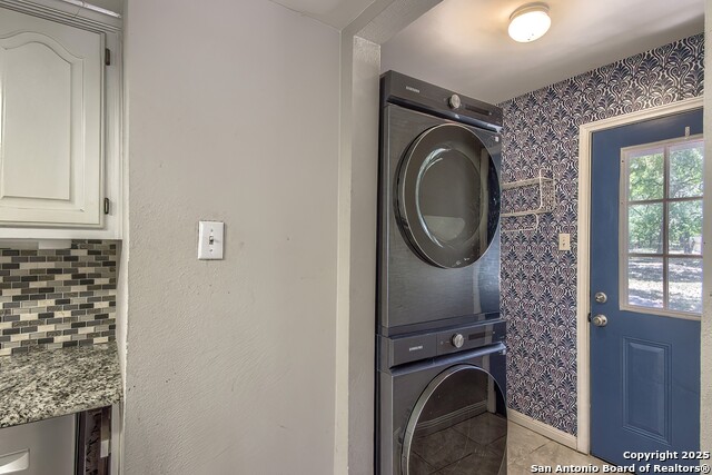 Image 15 of 27 For 324 Hickory Hill