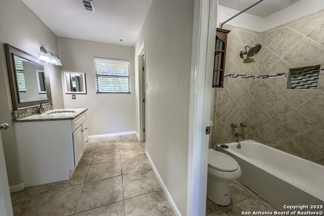 Image 21 of 27 For 324 Hickory Hill