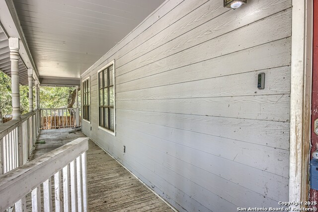 Image 7 of 27 For 324 Hickory Hill