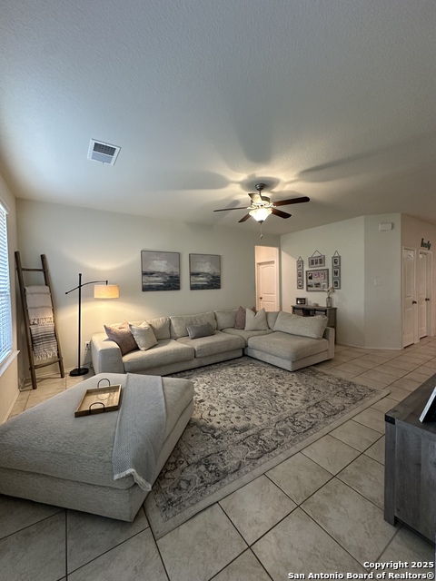 Listing photo id 9 for 3310 Jane Way