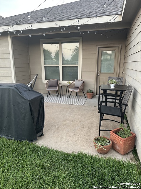 Listing photo id 22 for 3310 Jane Way