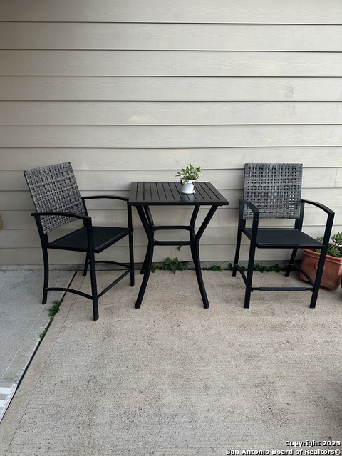 Listing photo id 24 for 3310 Jane Way