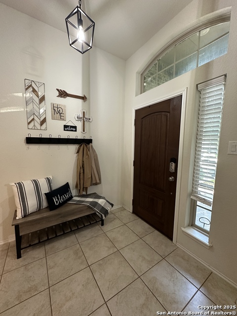 Listing photo id 2 for 3310 Jane Way