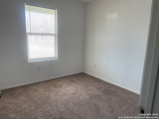 Image 4 of 7 For 6827 Grand Valley