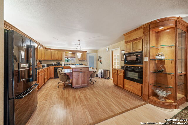 Listing photo id 18 for 1551 Windy Knoll N