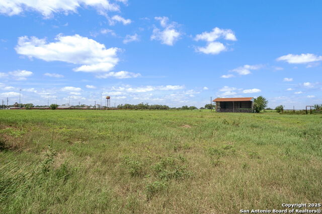 Listing photo id 38 for 1551 Windy Knoll N