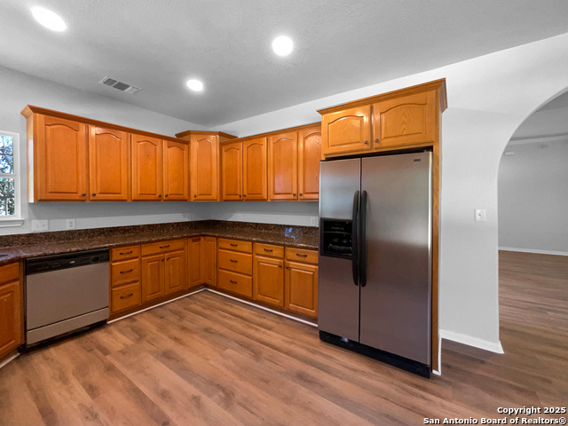 Image 15 of 25 For 2203 Geneva St