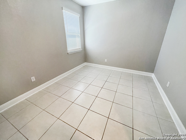 Listing photo id 8 for 13751 Bradford Park