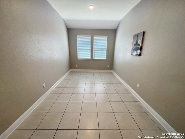 Listing photo id 22 for 13751 Bradford Park