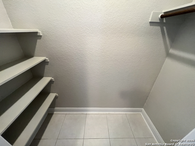 Listing photo id 27 for 13751 Bradford Park